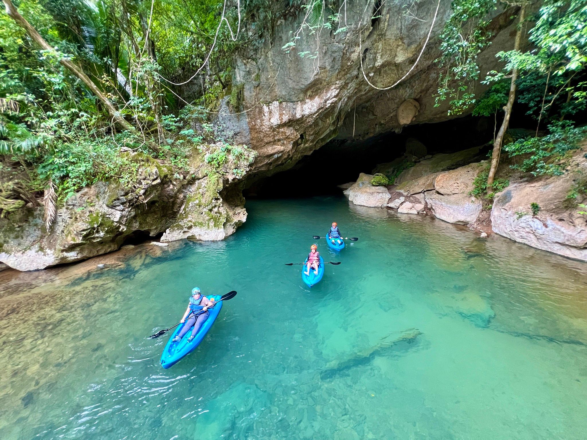  7-MILE CAVE KAYAKING